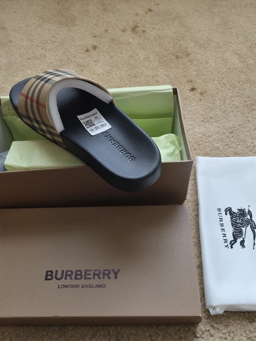 Burberry Mens/Womens Slides Size Europe 40, M7.5, W9